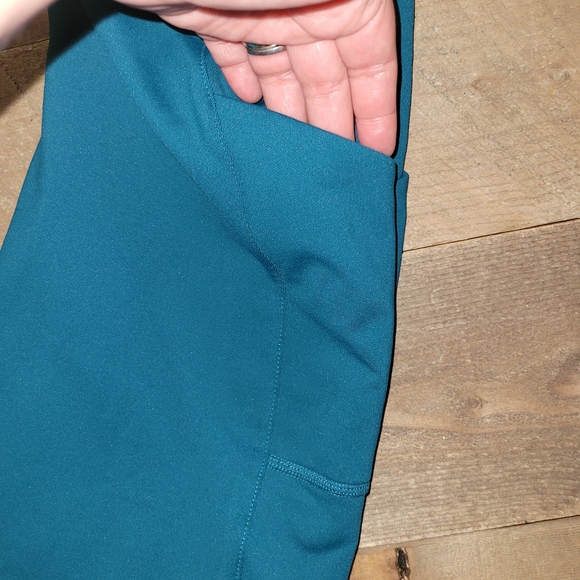 Fabletics On-the-Go Cold-Weather Jogger - Picture 2 of 7